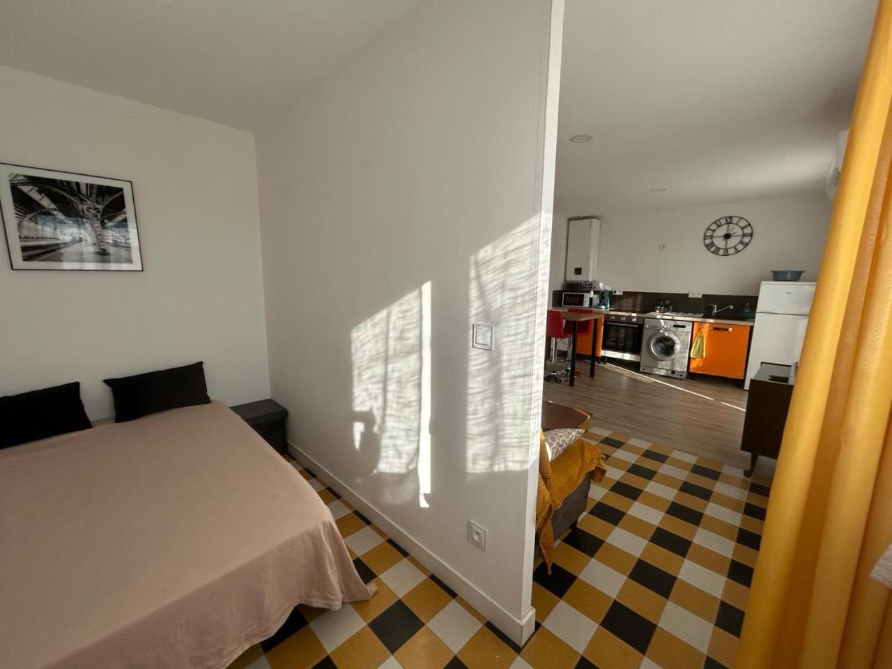 Appartement Les Voyages De Romane นาร์บอนน์ ภายนอก รูปภาพ